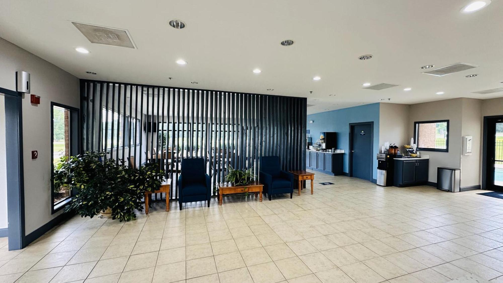 Days Inn & Suites By Wyndham Wynne Bagian luar foto