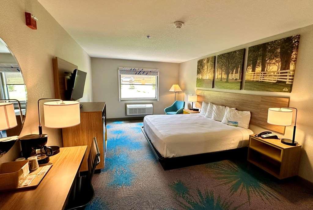 Days Inn & Suites By Wyndham Wynne Ruang foto